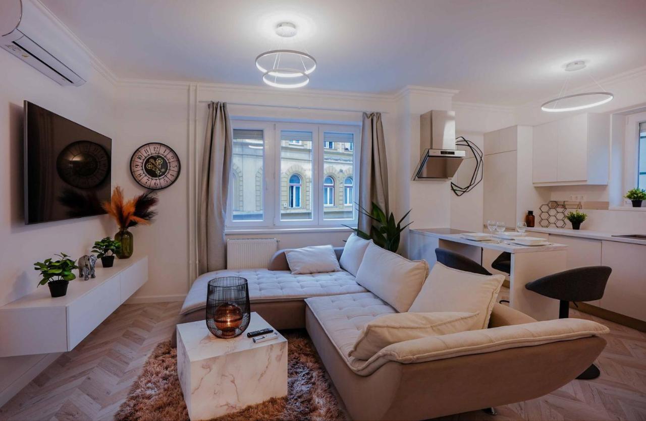 Corvin Avenue Premium Central Apartment 布达佩斯 外观 照片